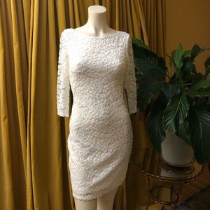NWT White stretch lace dress 4P Tiana B